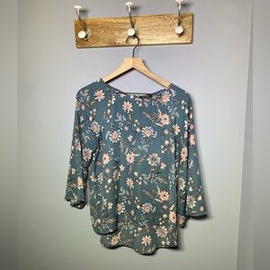 Paper moon size Medium floral long sleeve shirt (item# 0006)